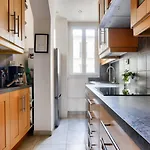 Appartement Charming With Open Views Parijs