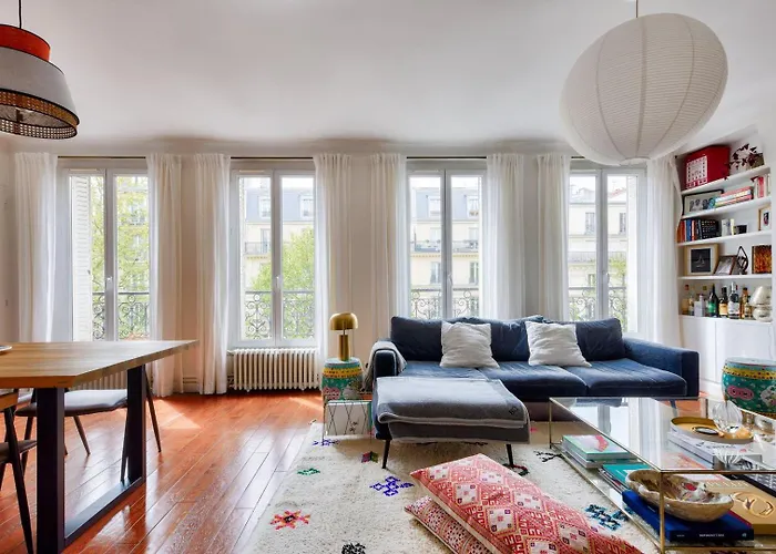 Charming With Open Views Apartment *